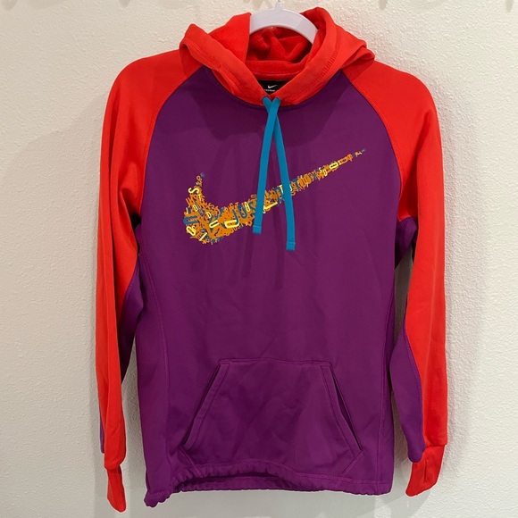 Nike Athletic Therma Fit Swoosh Hoodie Fleece Athleisure Colorful Workout - Picture 1 of 7